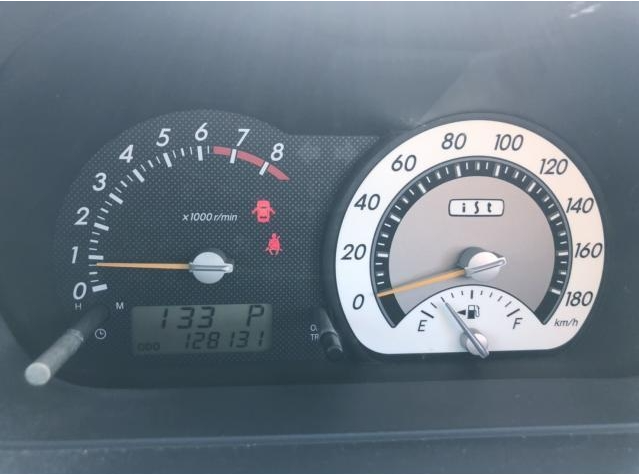 2005 Toyota IST